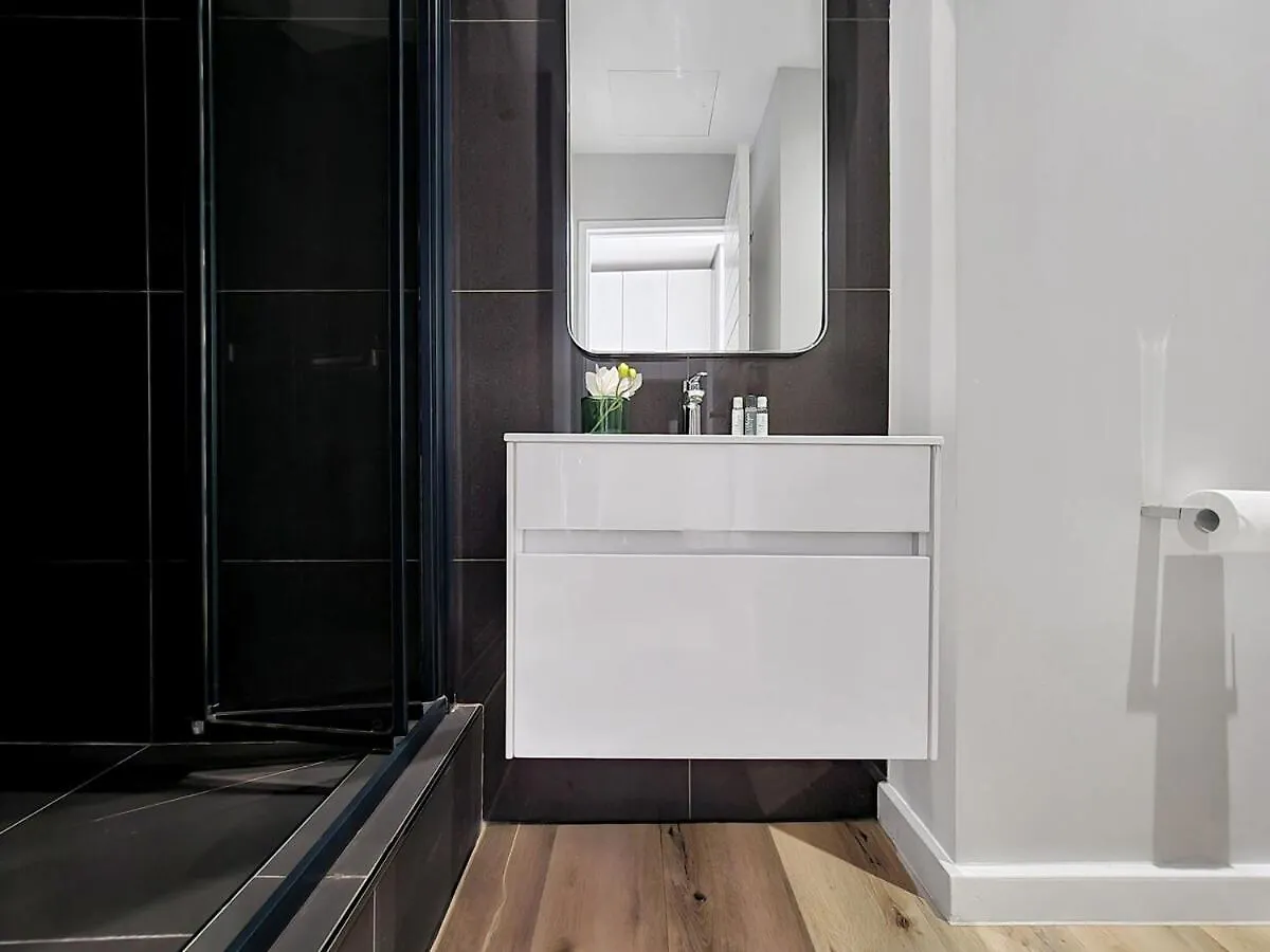 Apartment Modern & Vibrant 1 Bedroom City Apartment! Kapstadt