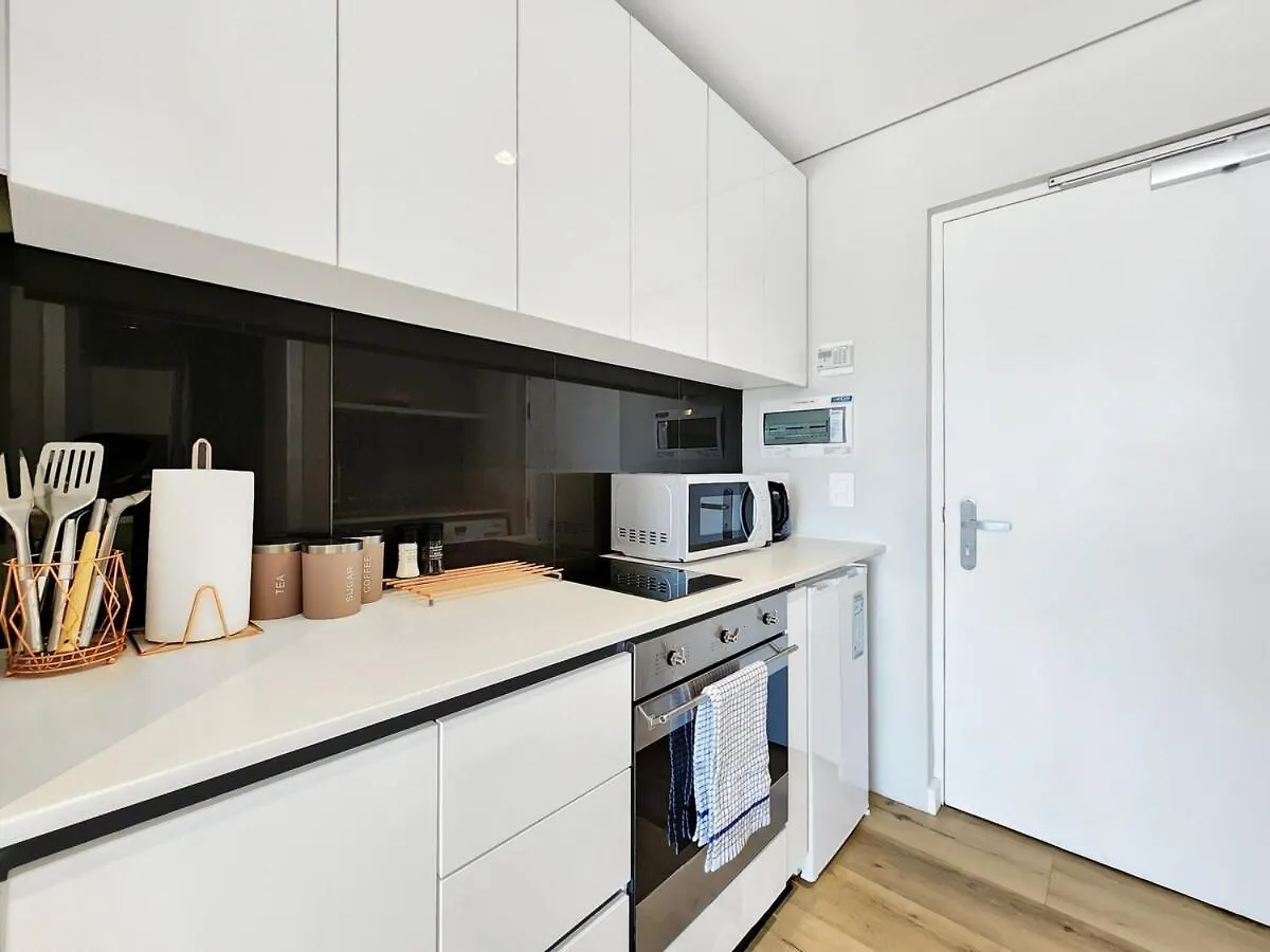 Modern & Vibrant 1 Bedroom City Apartment! Kapstadt